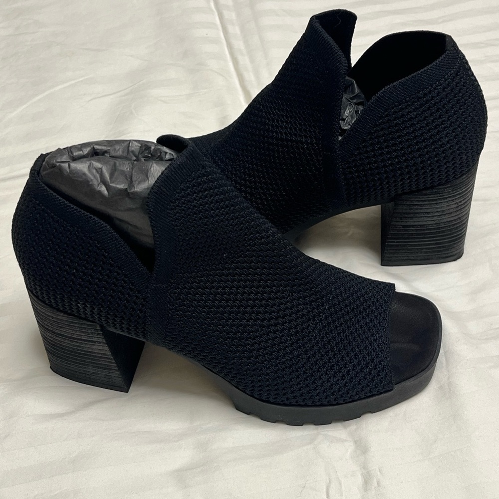 Eileen fisher Collin st sandals black 8.5